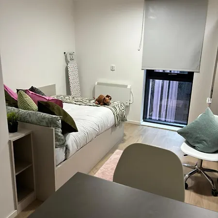 Apartment For Students Only Bagot Street Birmingham *